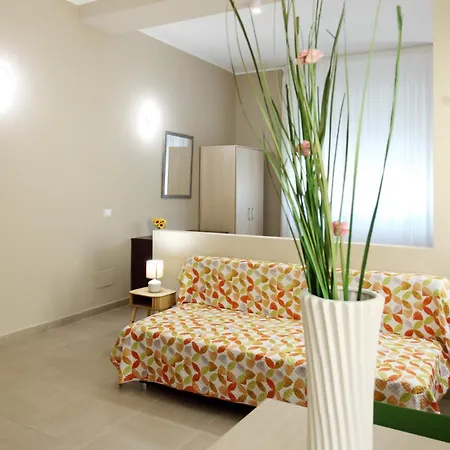 Alojamento de Acomodação e Pequeno-almoço Wave 4*