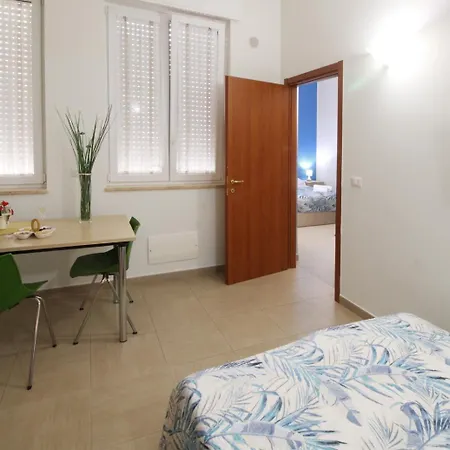 לינה וארוחת בוקר Wave